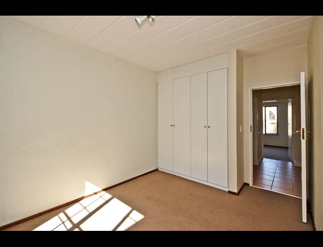 2 BEDROOM APARTMENT FOR SALE IN SAXONWOLD